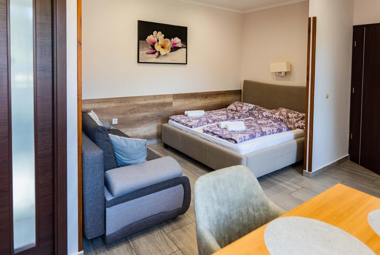 Allium Apartment Makó Extérieur photo