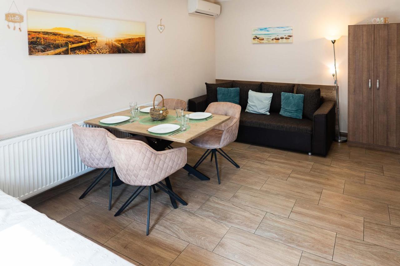 Allium Apartment Makó Extérieur photo